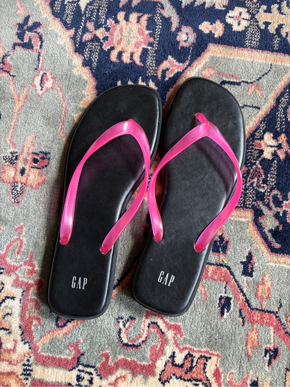 GAP Black Sandal Flip Flops with Hot Pink Straps